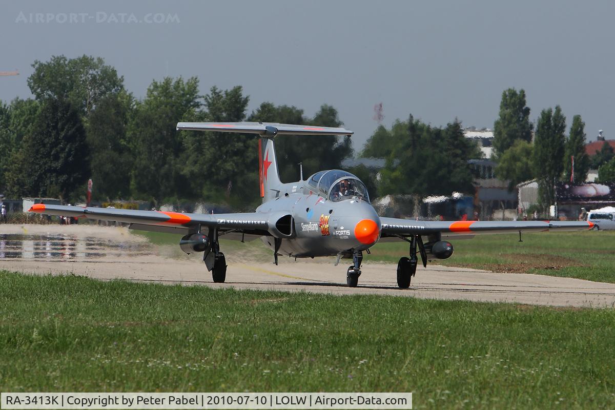 RA-3413K, 1972 Aero L-29 Delfin C/N 294872, Welser Flugtage 2010