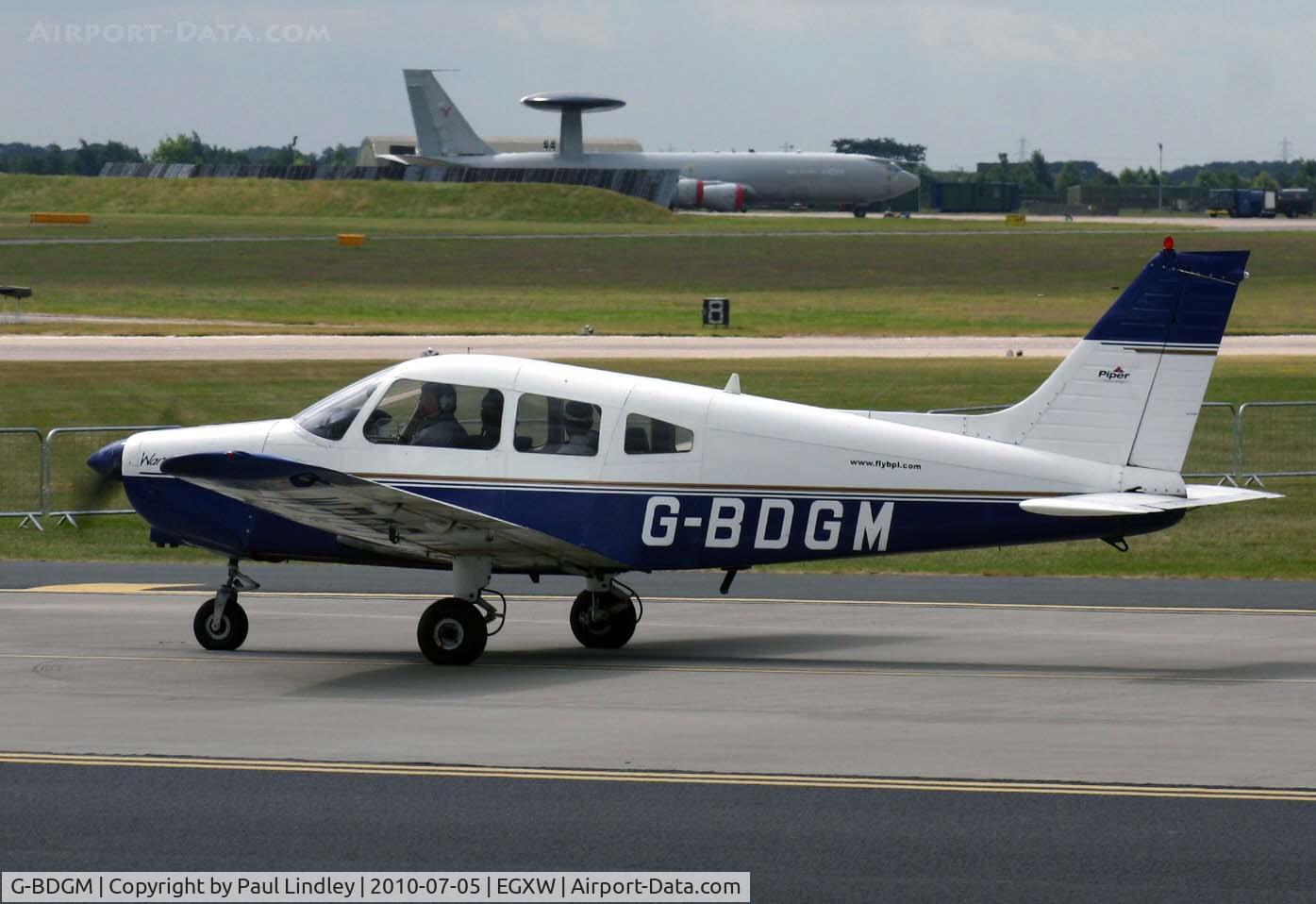 G-BDGM, 1974 Piper PA-28-151 Cherokee Warrior C/N 28-7415165, departing after the airshow