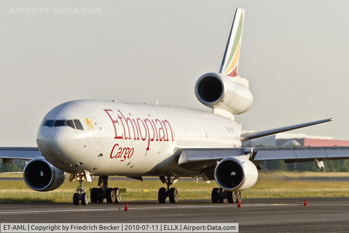 ET-AML, 1997 McDonnell Douglas MD-11F C/N 48758, taxying to the active