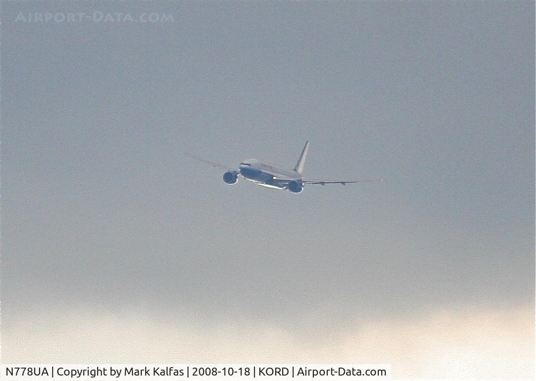 N778UA, 1996 Boeing 777-222 C/N 26940, United Airlines Boeing 777-222, N778UA 22R approach KORD.