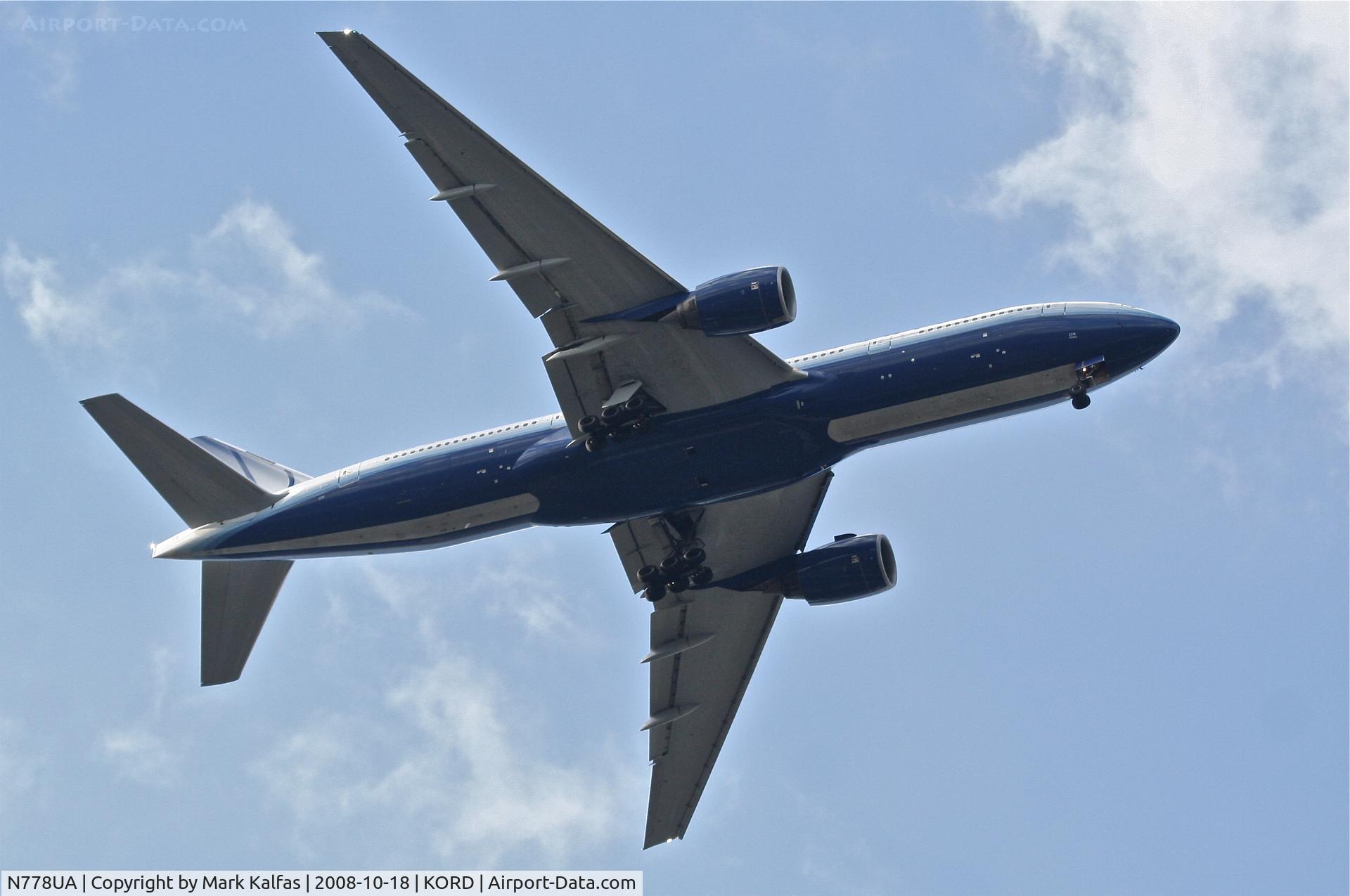 N778UA, 1996 Boeing 777-222 C/N 26940, United Airlines Boeing 777-222, N778UA 22R approach KORD.