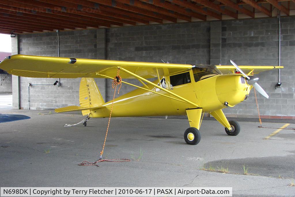 N698DK, 1946 Luscombe 8A C/N 2225, Hangered