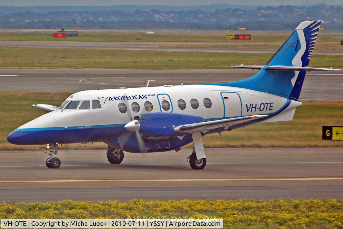 VH-OTE, 1992 British Aerospace BAe-3212 Jetstream Super 31 C/N 980, At Sydney