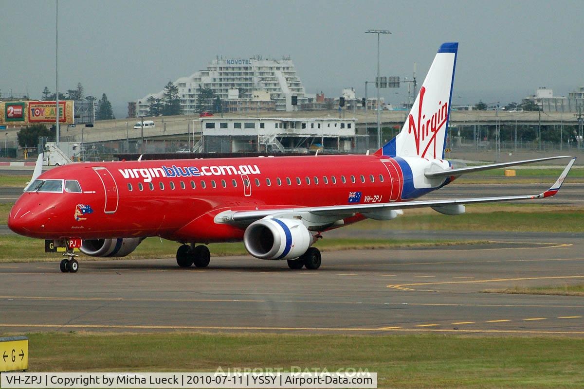 VH-ZPJ, 2008 Embraer 190AR (ERJ-190-100IGW) C/N 19000209, At Sydney