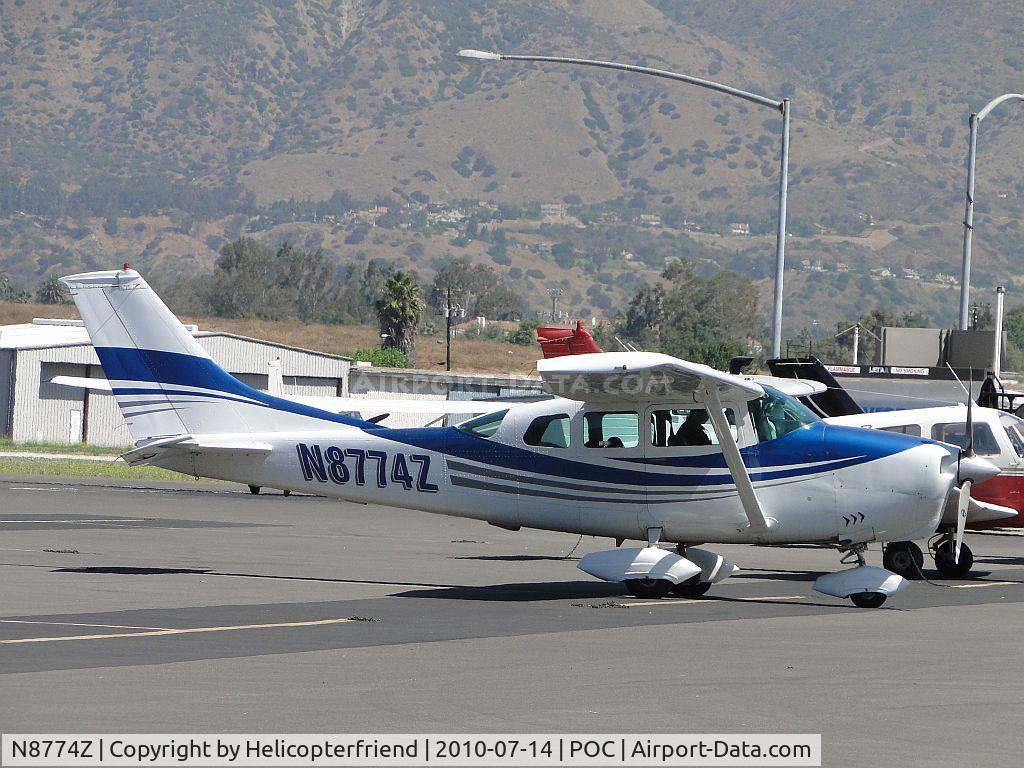 N8774Z, 1969 Cessna P206D Super Skylane C/N P206-0574, Making preparations to leave Brackett transient parking area