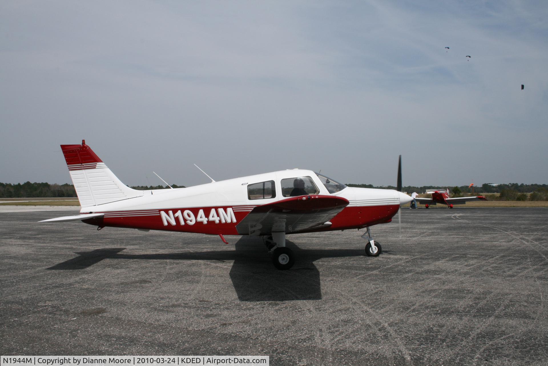 N1944M, 1989 Piper PA-28-161 C/N 2841176, Just out of Paint shop at Deland, Fl