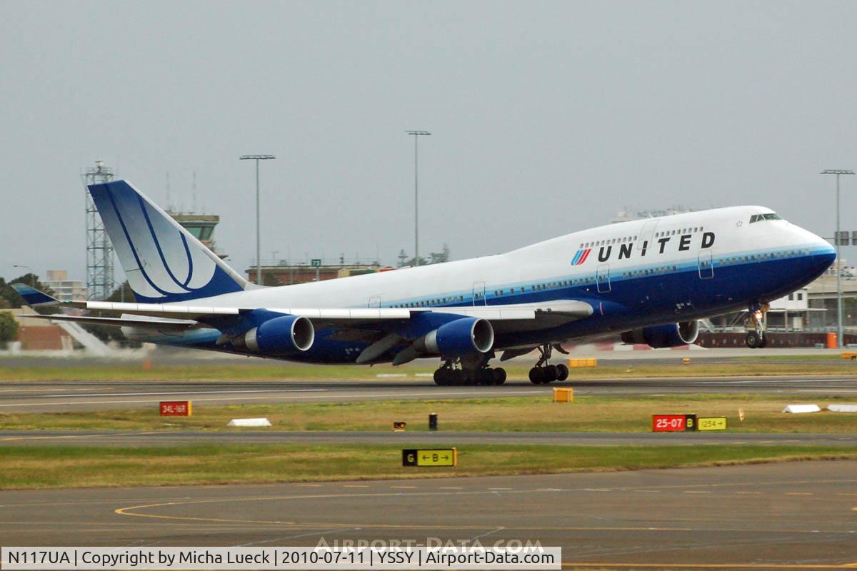 N117UA, 1999 Boeing 747-422 C/N 28810, At Sydney