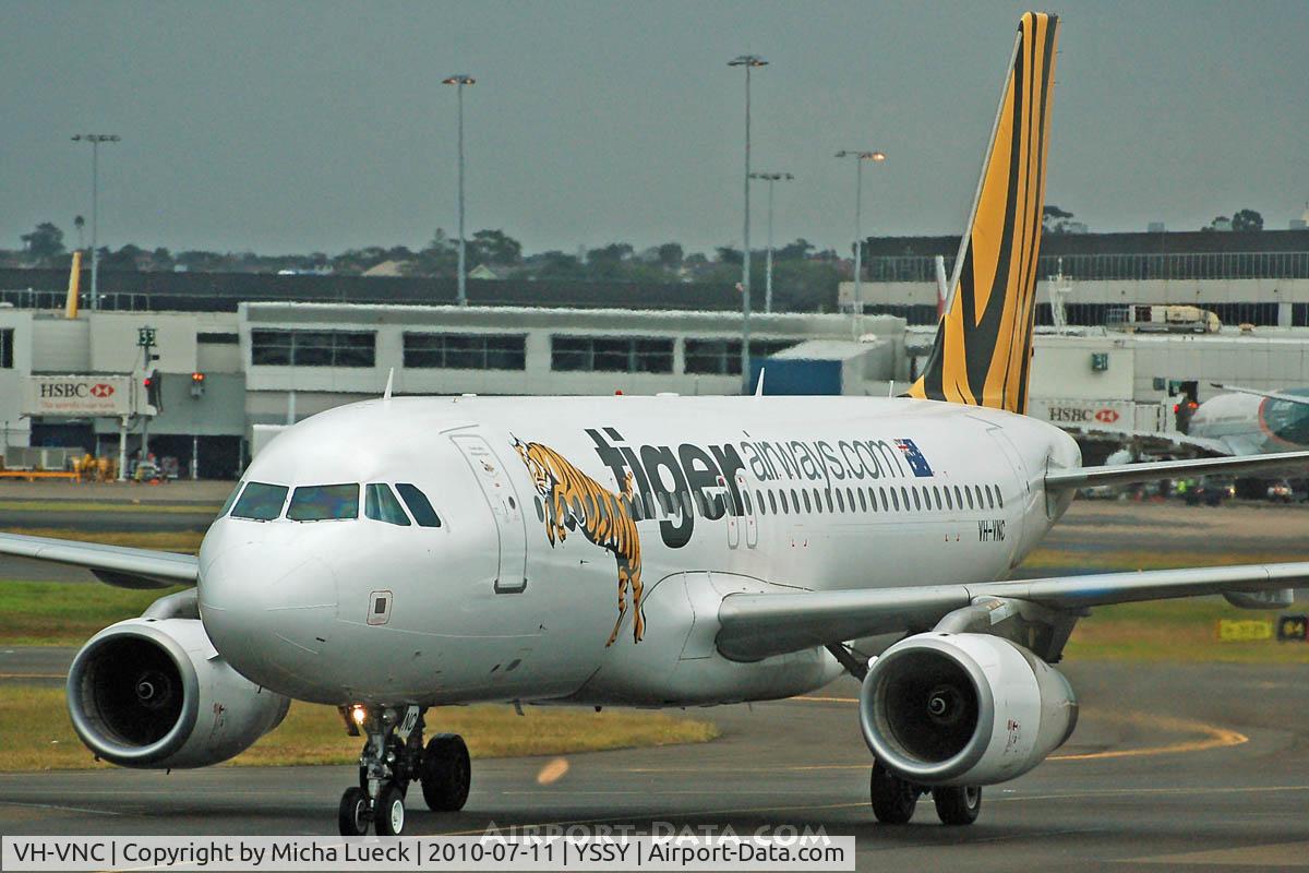 VH-VNC, 2007 Airbus A320-232 C/N 3275, At Sydney