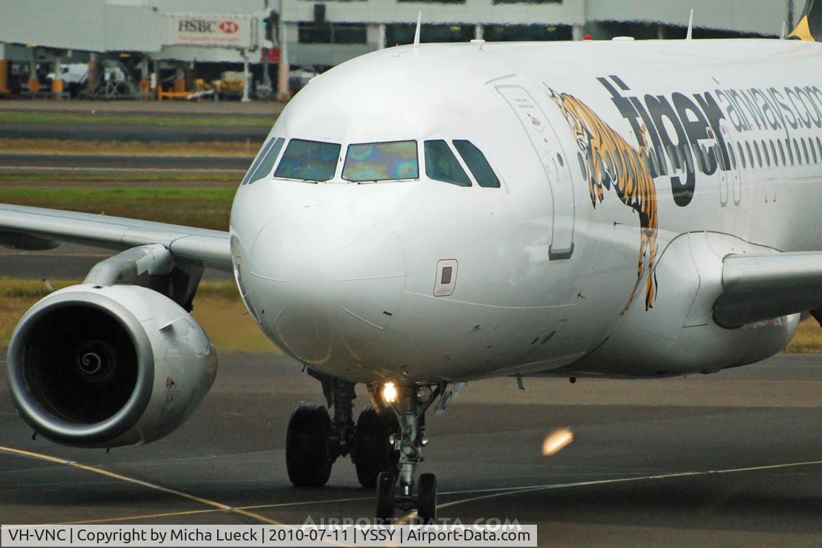 VH-VNC, 2007 Airbus A320-232 C/N 3275, At Sydney