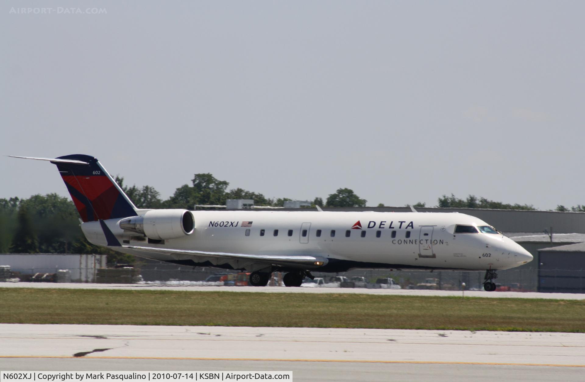 N602XJ, 2005 Bombardier CRJ-200ER (CL-600-2B19) C/N 8045, CL-600-2B19