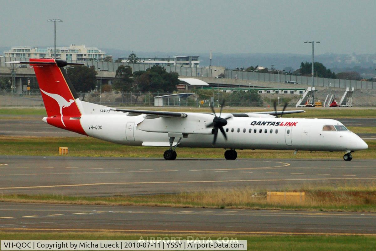 VH-QOC, 2005 De Havilland Canada DHC-8-402Q Dash 8 C/N 4117, At Sydney