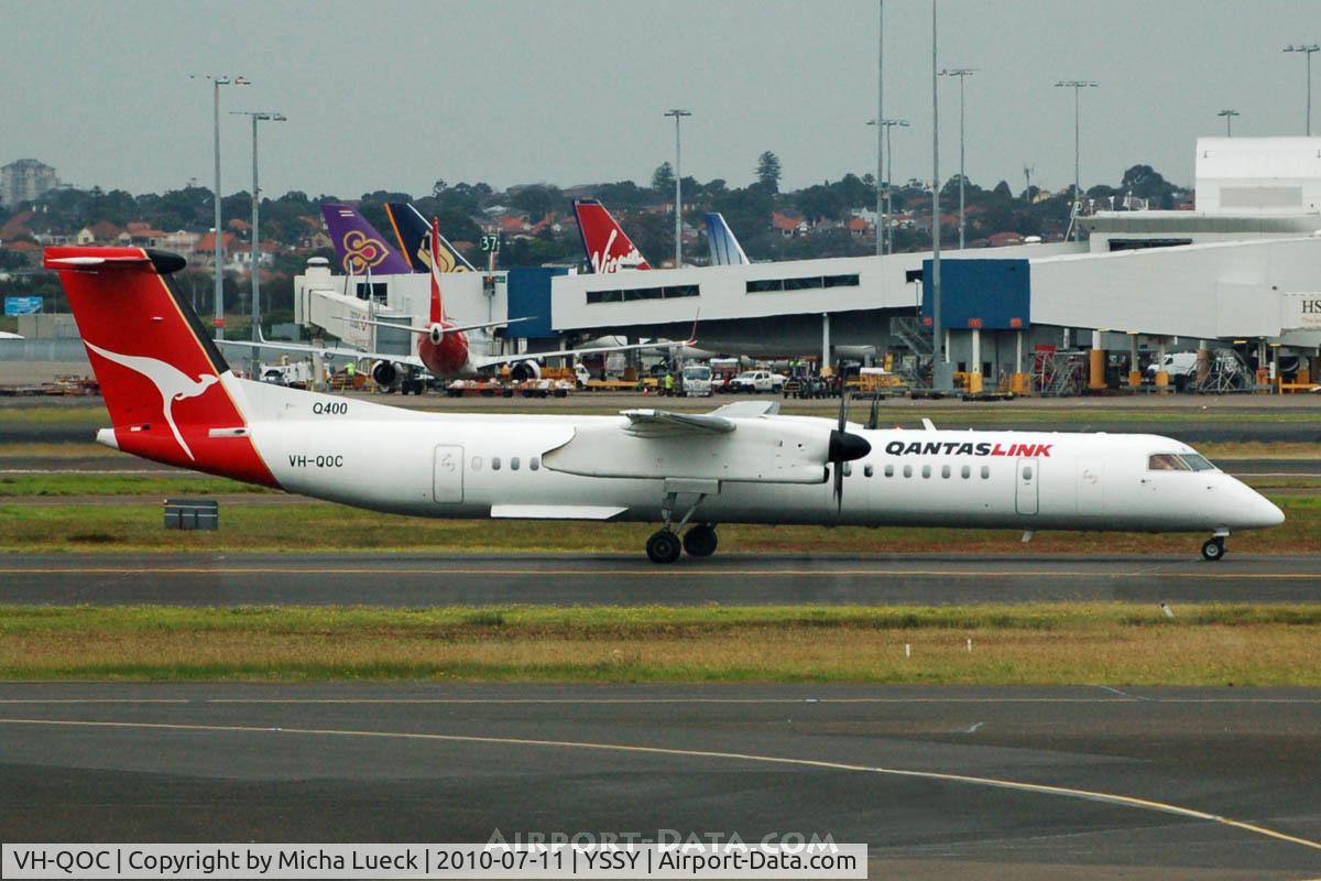 VH-QOC, 2005 De Havilland Canada DHC-8-402Q Dash 8 C/N 4117, At Sydney
