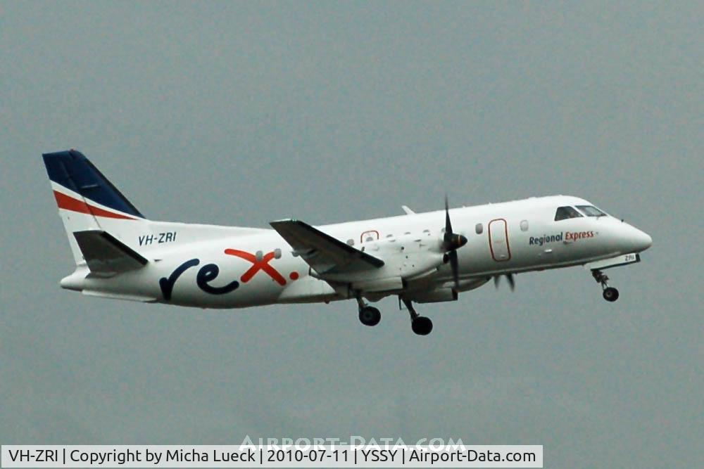 VH-ZRI, 1996 Saab 340B C/N 340B-394, At Sydney