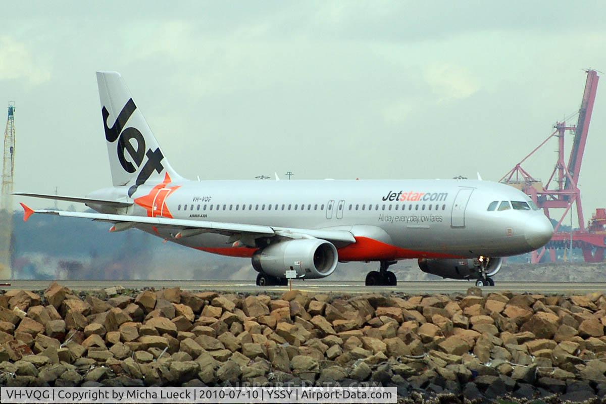 VH-VQG, 2006 Airbus A320-232 C/N 2787, At Sydney