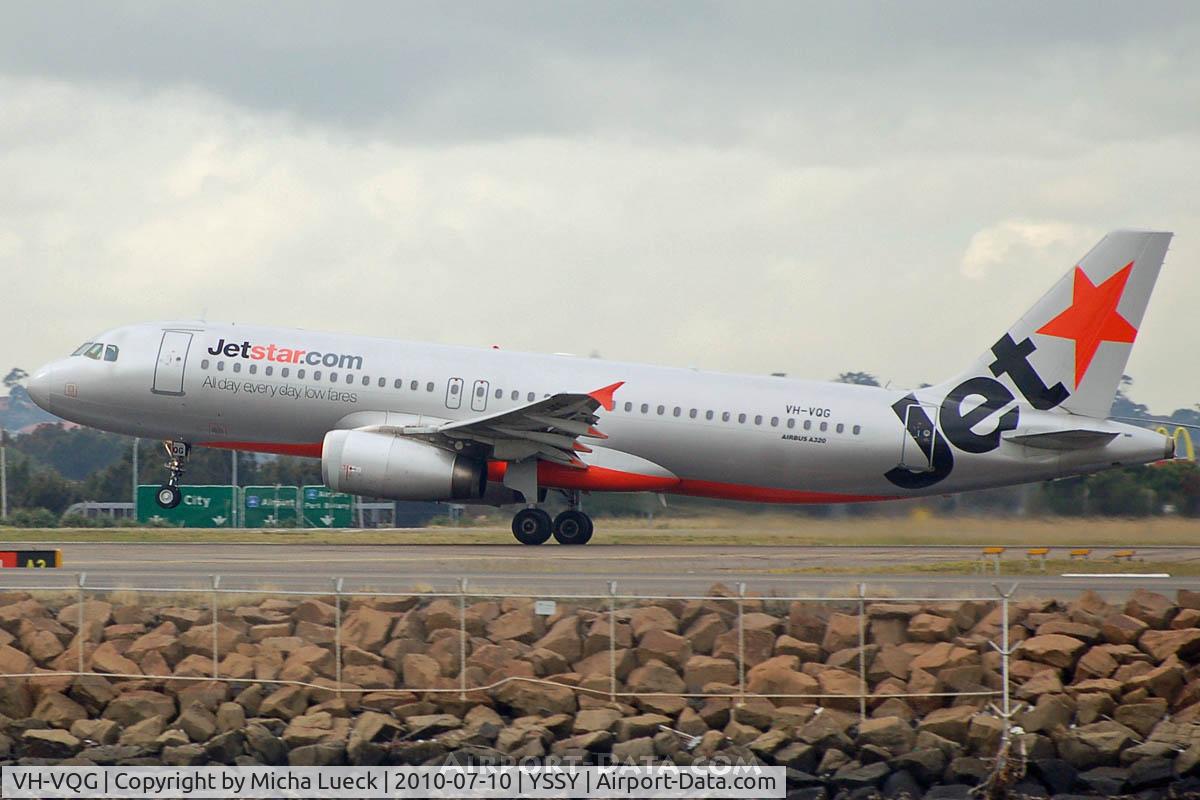 VH-VQG, 2006 Airbus A320-232 C/N 2787, At Sydney