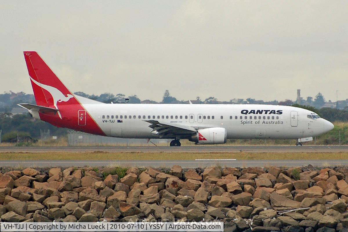 VH-TJJ, 1990 Boeing 737-476 C/N 24435, At Sydney