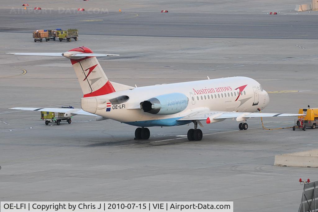 OE-LFI, 1995 Fokker 70 (F-28-0070) C/N 11529, Austrian arrows Fokker 70