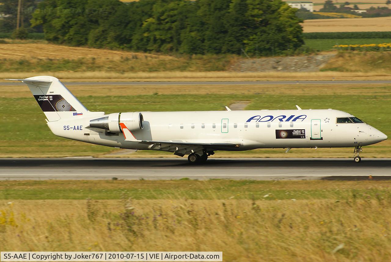 S5-AAE, 1998 Canadair CRJ-200LR (CL-600-2B19) C/N 7170, Adria