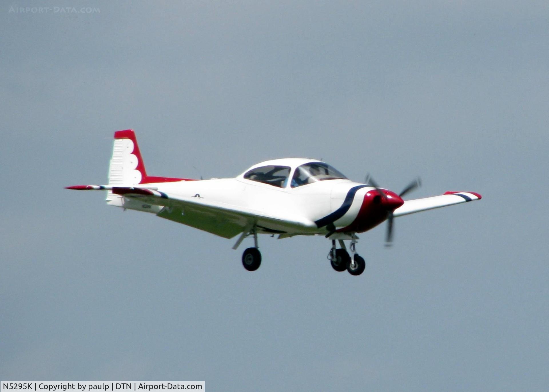 N5295K, 1950 Ryan Navion B C/N NAV-4-2195B, Landing at Shreveport's Downtown Airport.