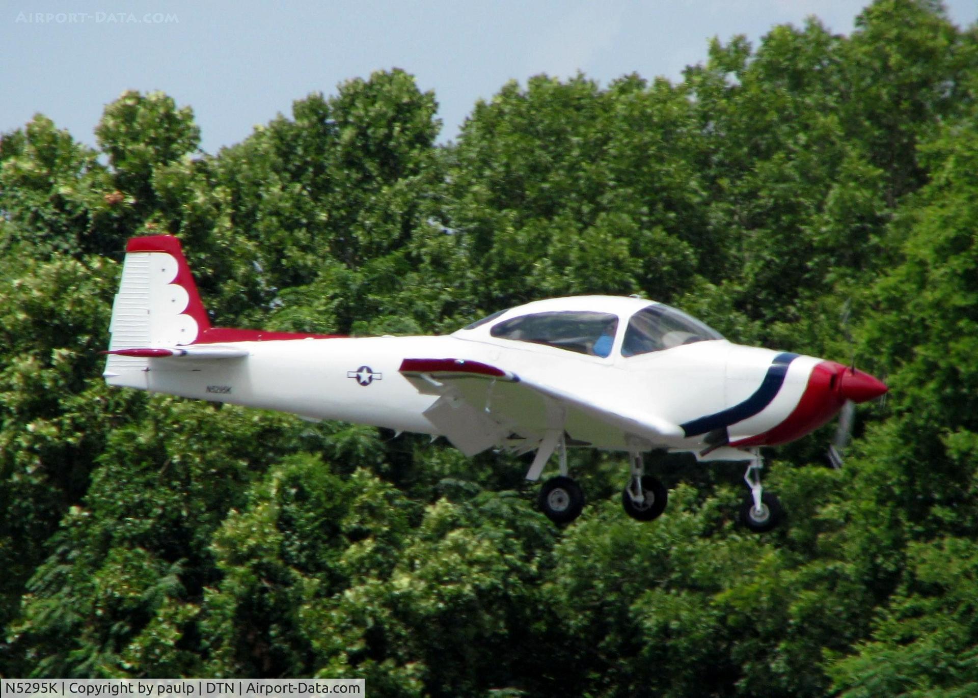 N5295K, 1950 Ryan Navion B C/N NAV-4-2195B, Landing at Shreveport's Downtown Airport.