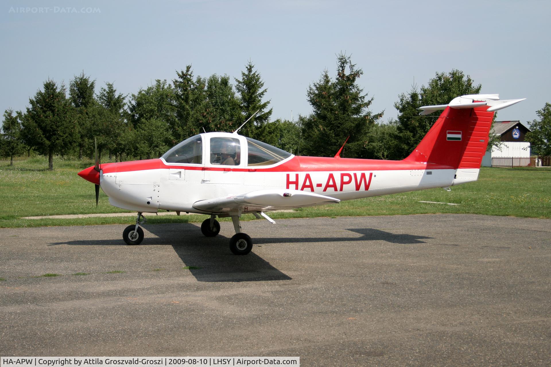 HA-APW, 1979 Piper PA-38-112 Tomahawk Tomahawk C/N 38-79A0512, Szombathely Airfield - Hungary.