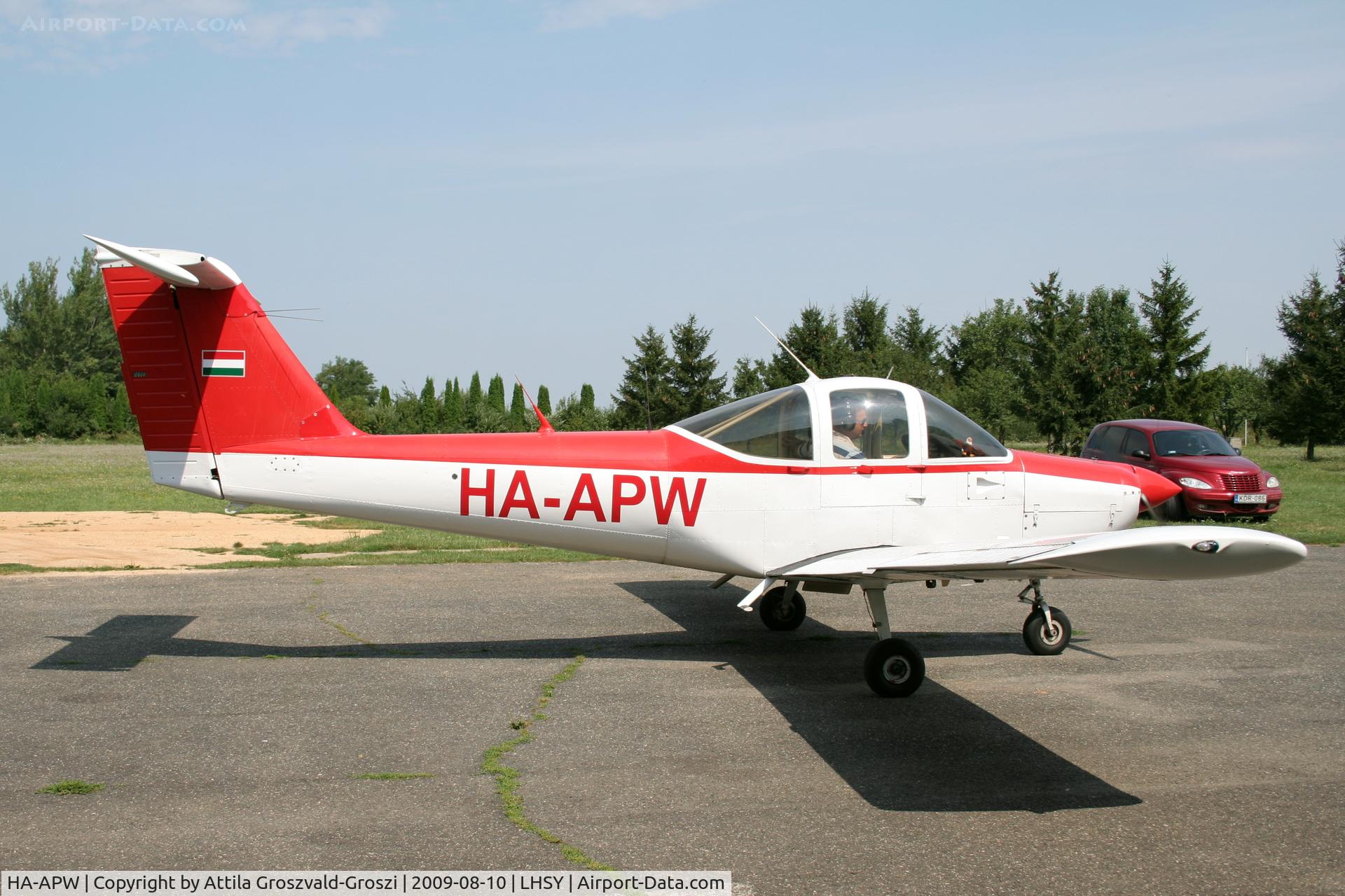 HA-APW, 1979 Piper PA-38-112 Tomahawk Tomahawk C/N 38-79A0512, Szombathely Airfield - Hungary.