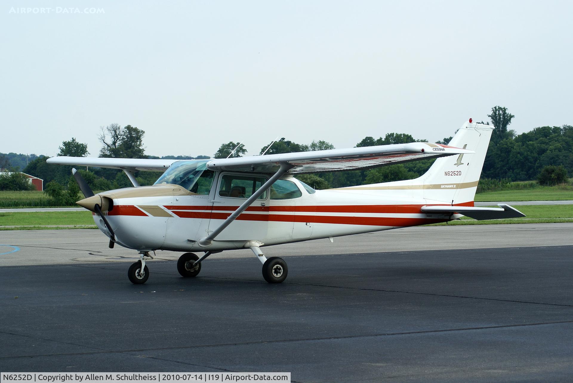 N6252D, 1979 Cessna 172N C/N 17272667, 1979 Cessna 172N