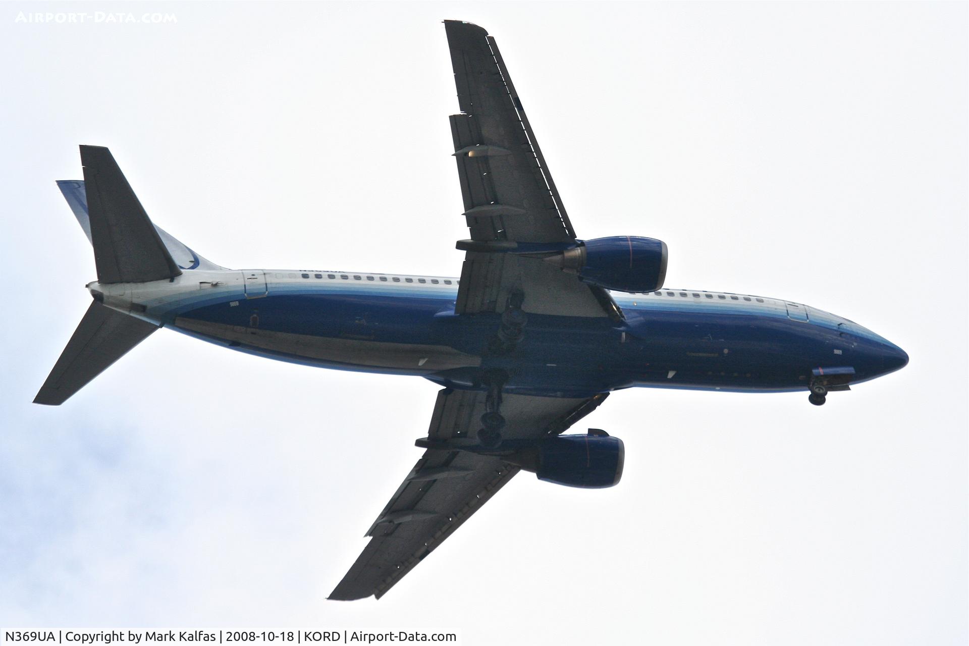 N369UA, 1989 Boeing 737-322 C/N 24538, United Airlines Boeing 737-322, N369UA 4R approach KORD.
