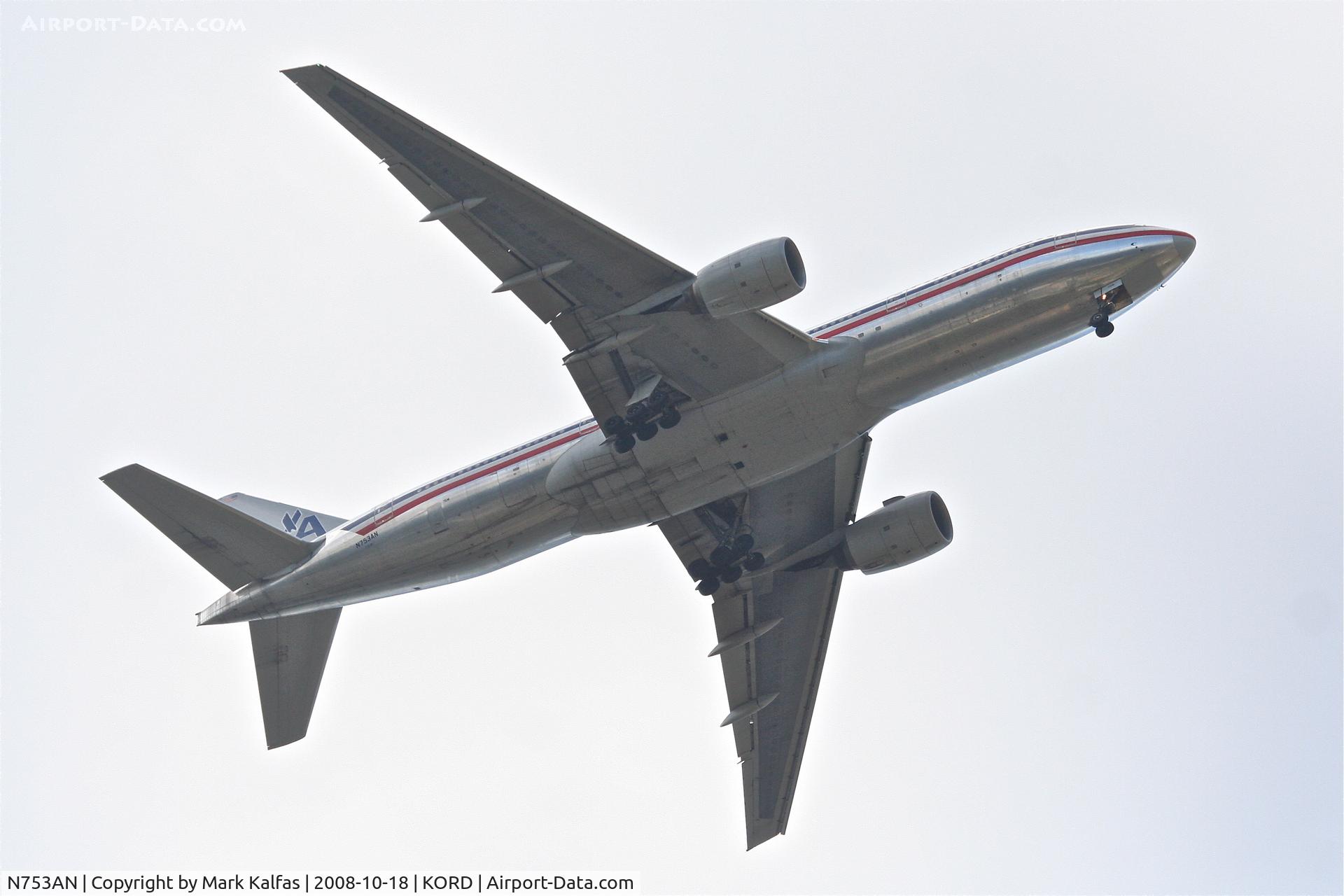 N753AN, 2001 Boeing 777-223 C/N 30261, American Airlines Boeing 777-223, N753AN 4R approach KORD.