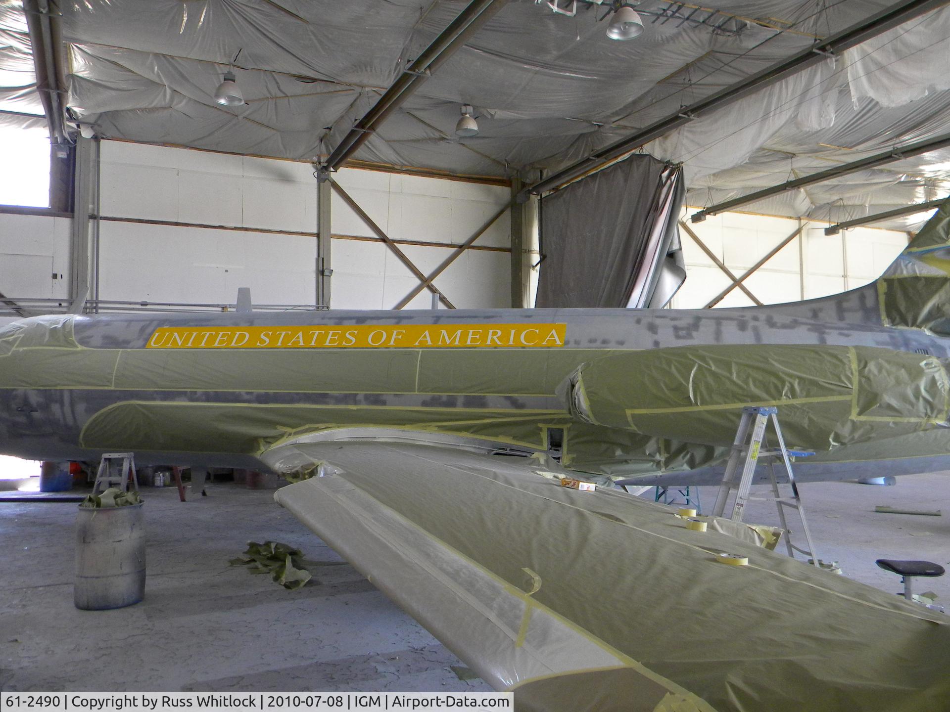 61-2490, 1962 Lockheed VC-140B-LM Jetstar C/N 1329-5024, JetStar undergoing exterior restoration at Straube's in Kingman, AZ