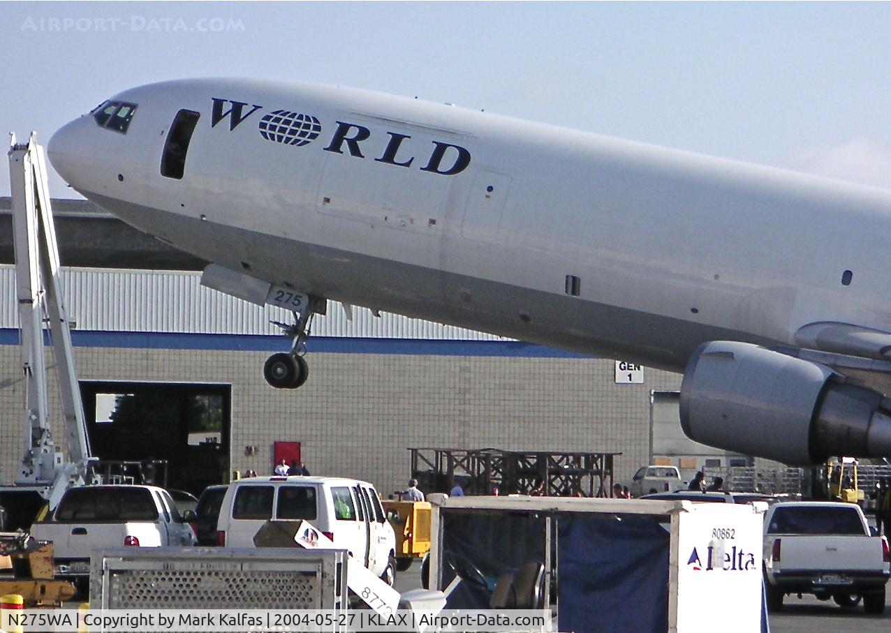 N275WA, 1995 McDonnell Douglas MD-11CF C/N 48631, World Airways Mcdonnell Douglas MD-11F, N275WA on the cargo ramp KLAX with a weight and balance issue.