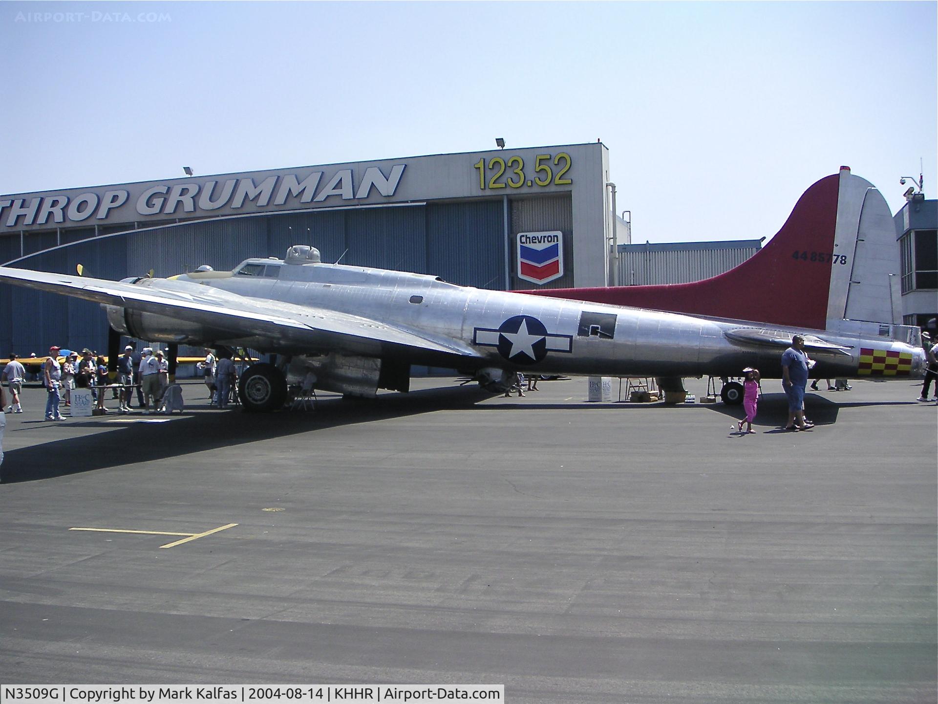 N3509G, 1944 Boeing B-17G Flying Fortress C/N Not found 44-85778, Boeing B-17G Flying Fortress, N3509G Miss Angela on the ramp at KHHR during the 2004 Air Faire.