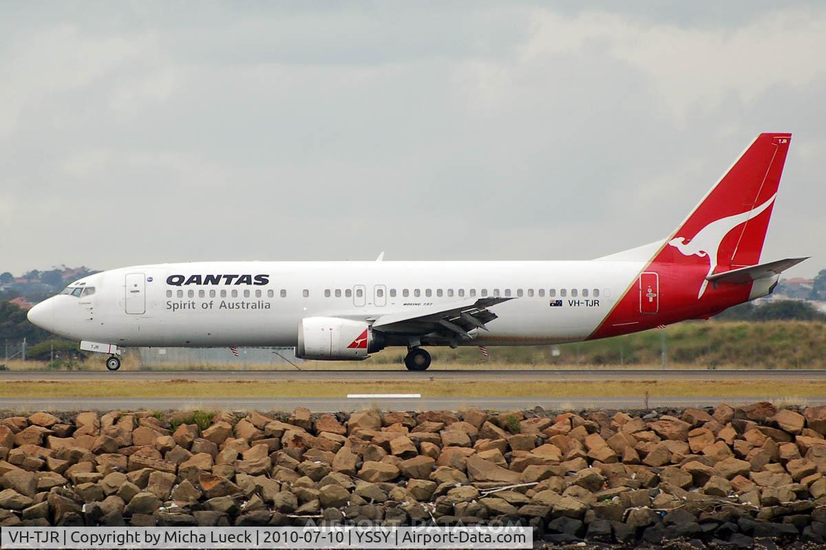 VH-TJR, 1992 Boeing 737-476 C/N 24443, At Sydney