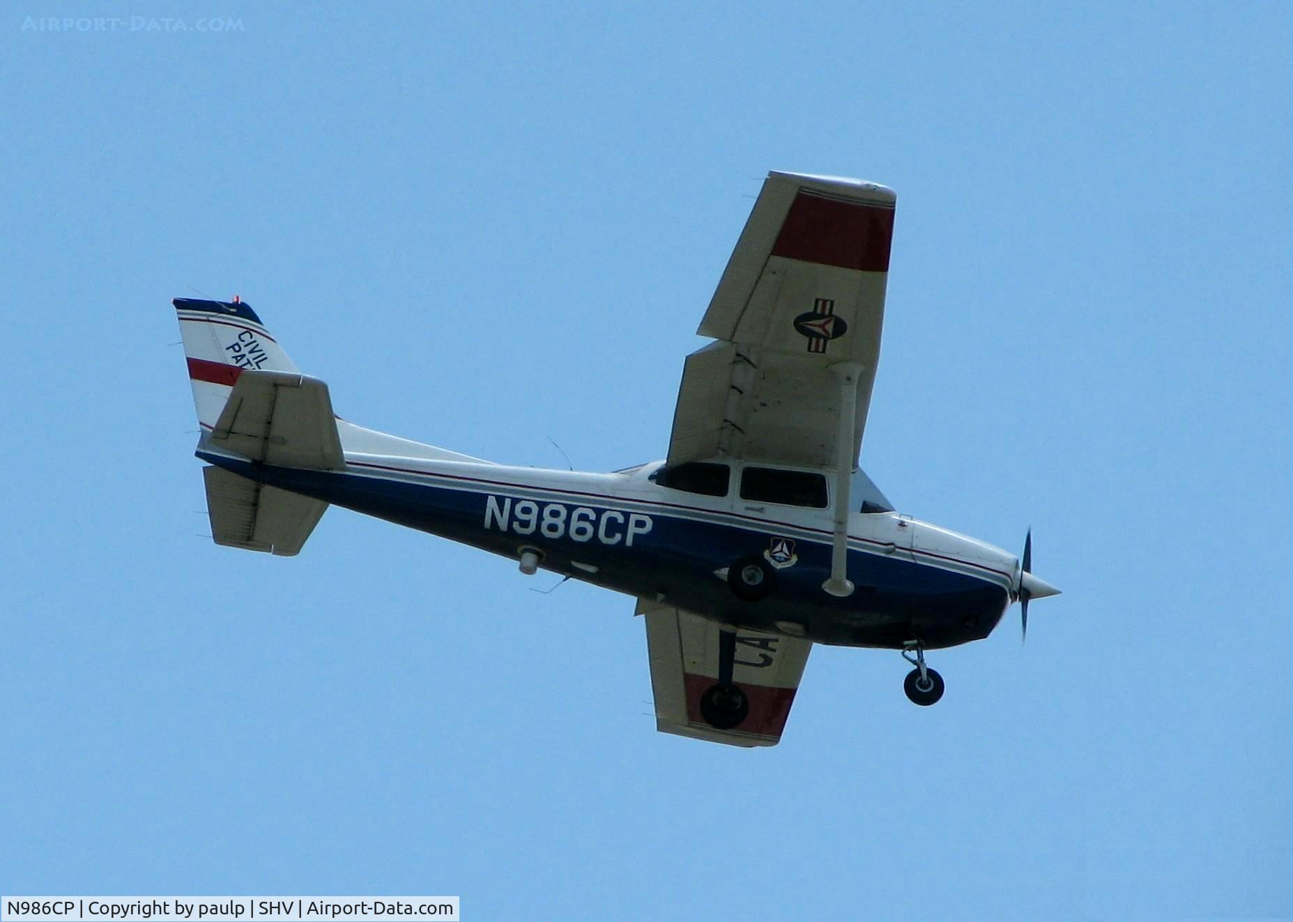 N986CP, 1997 Cessna 172R C/N 17280236, Landing at Shreveport Regional.
