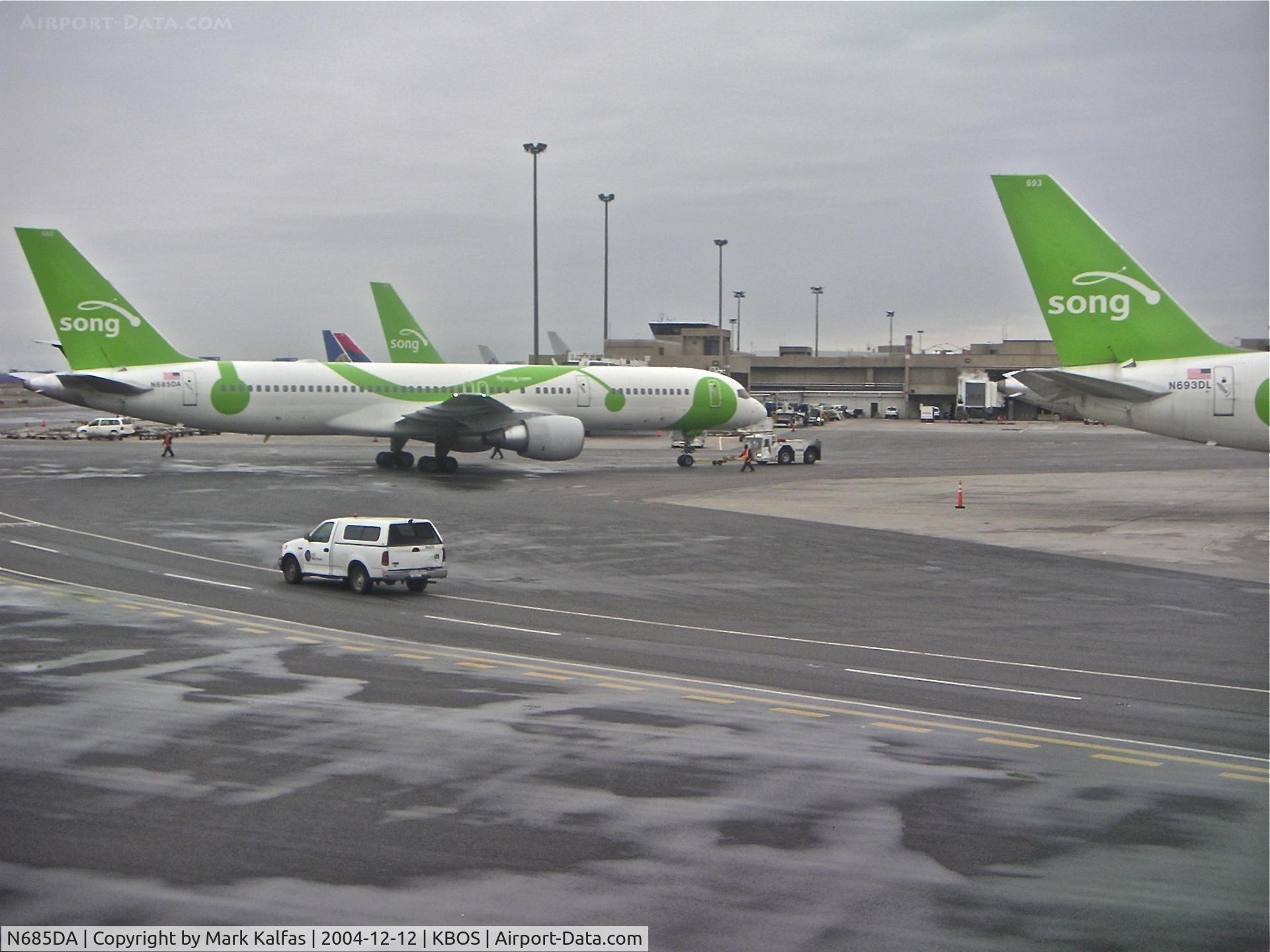 N685DA, 1995 Boeing 757-232 C/N 27588, Song/Delta Boeing 757-232, N685DA pushing back  C17 KBOS.