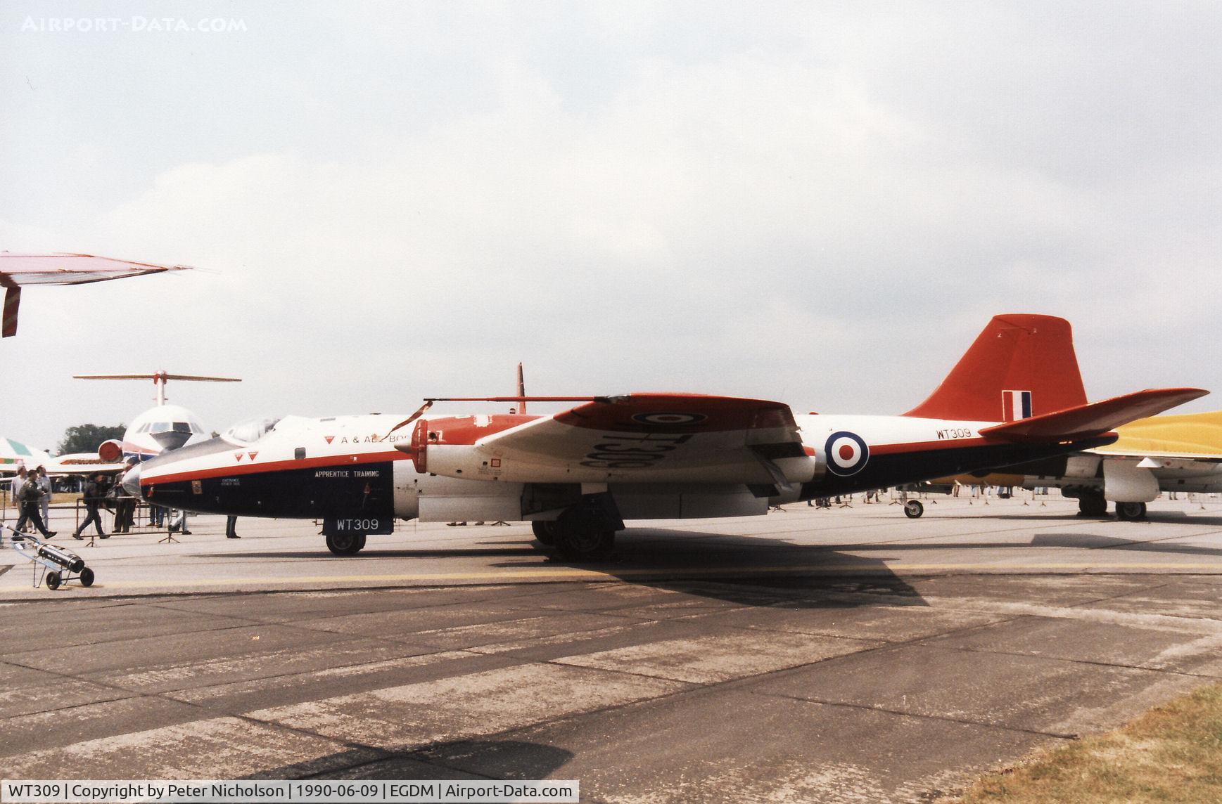 WT309, English Electric Canberra B.6 C/N EEP71436, Canberra B(I)6 of the Aeroplane & Armament Experimental Establishment on display at the 1990 Boscombe Down Battle of Britain 50th Anniversary Airshow.