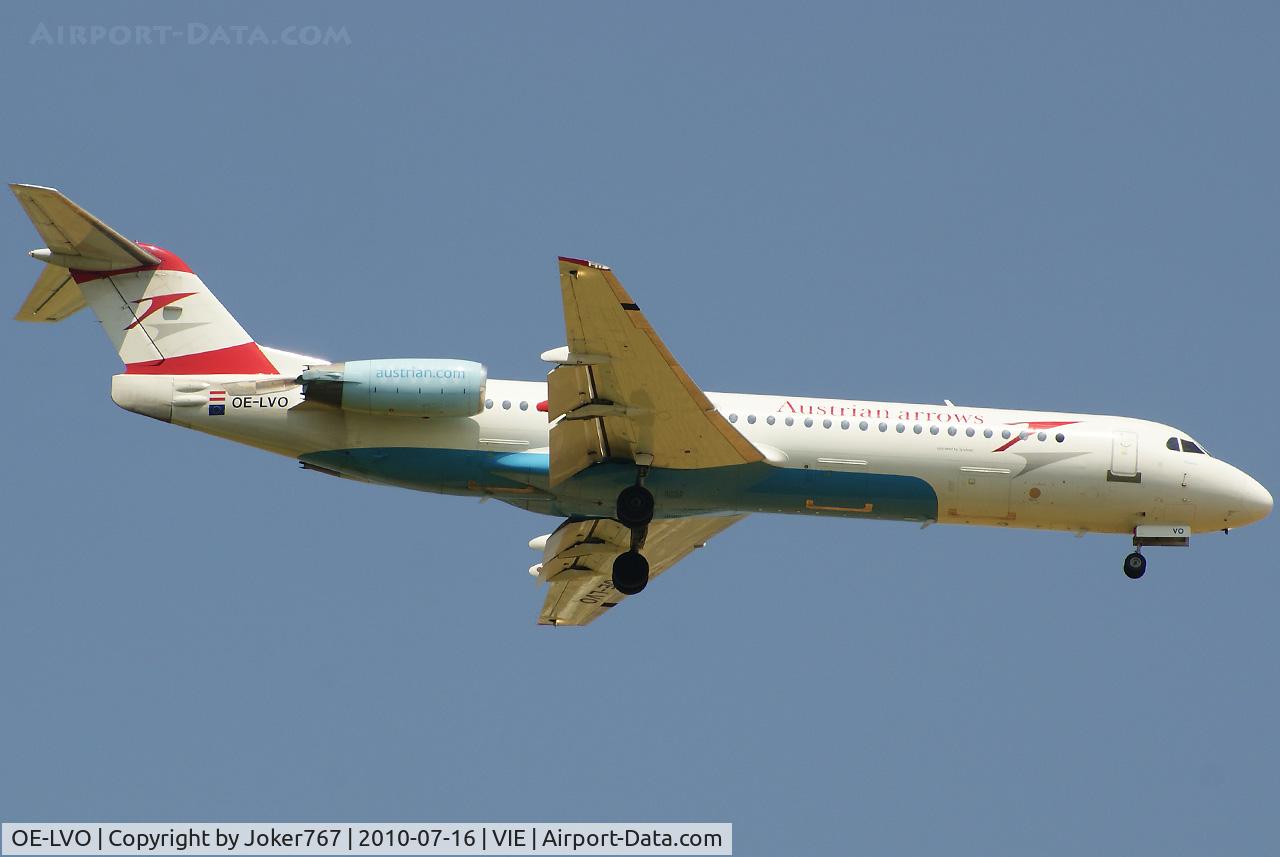 OE-LVO, 1993 Fokker 100 (F-28-0100) C/N 11460, Austrian arrows