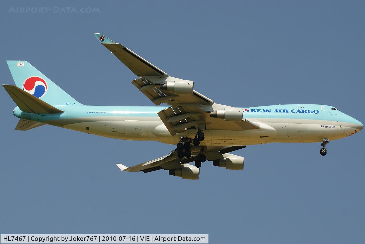 HL7467, 2001 Boeing 747-4B5F/SCD C/N 27073, Korean Air Cargo