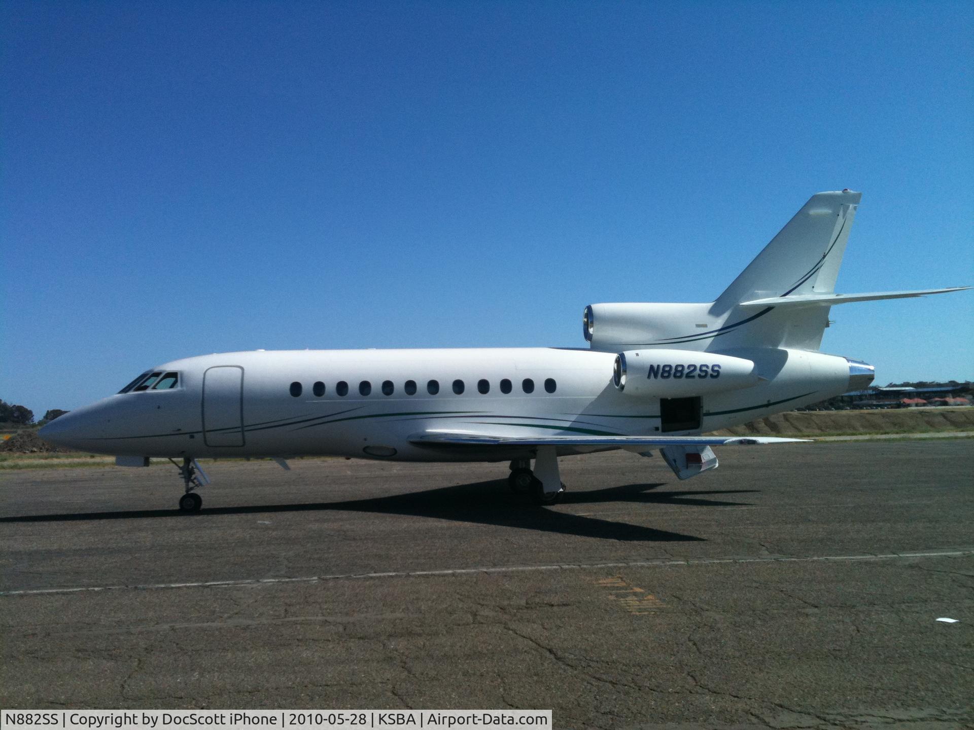 N882SS, 1990 Dassault-Breguet Falcon (Mystere) 900 C/N 80, On the ramp in KSBA