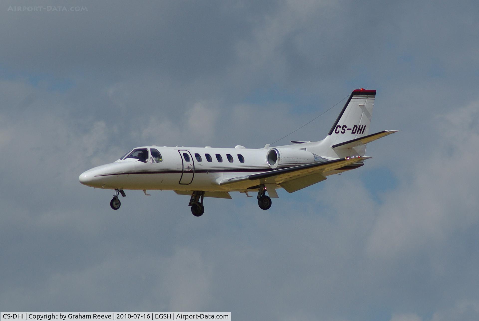 CS-DHI, 2003 Cessna 550 Citation Bravo C/N 550-1048, Landing at Norwich.