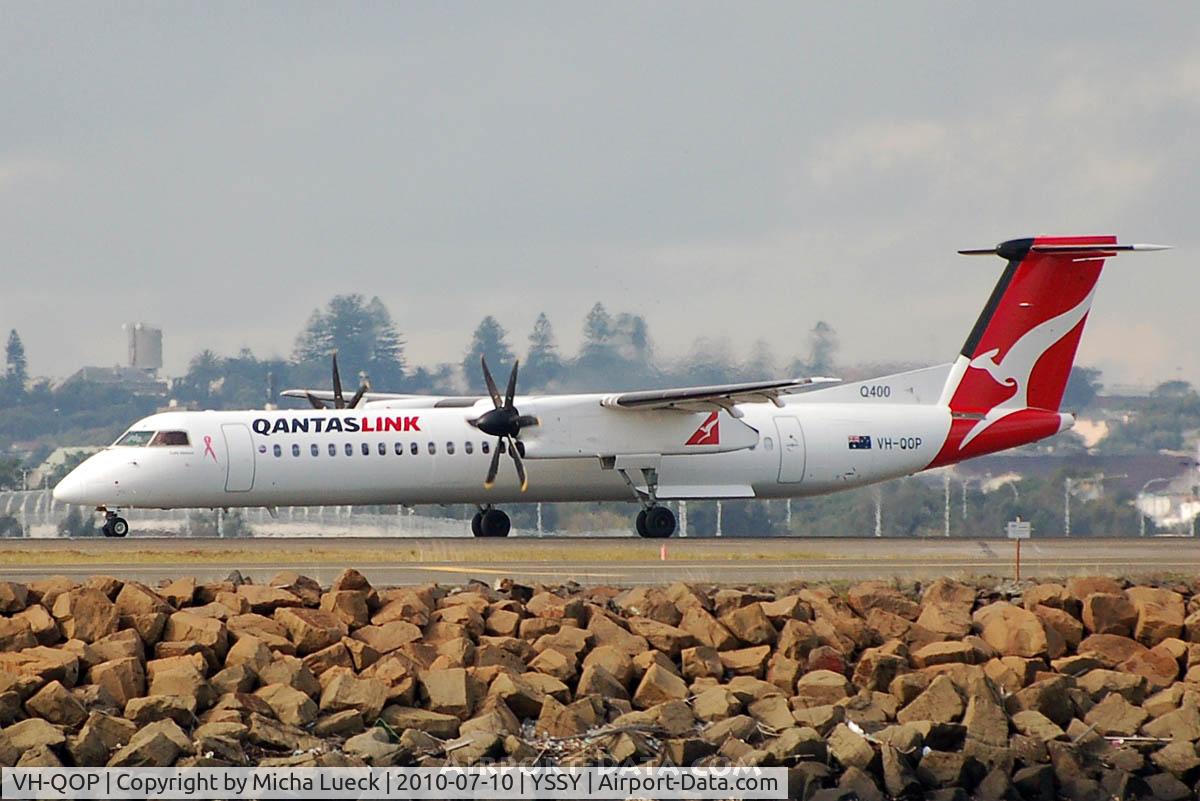 VH-QOP, 2009 De Havilland Canada DHC-8-402Q Dash 8 C/N 4238, At Sydney
