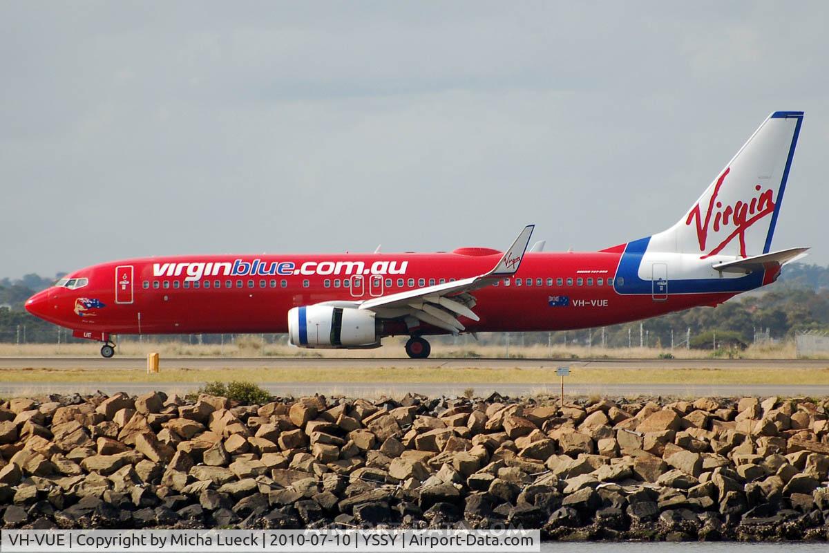 VH-VUE, 2005 Boeing 737-8FE C/N 34167, At Sydney