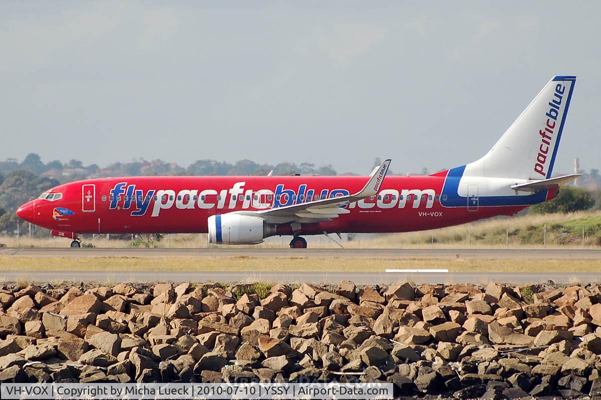 VH-VOX, 2004 Boeing 737-8BK C/N 33017, At Sydney