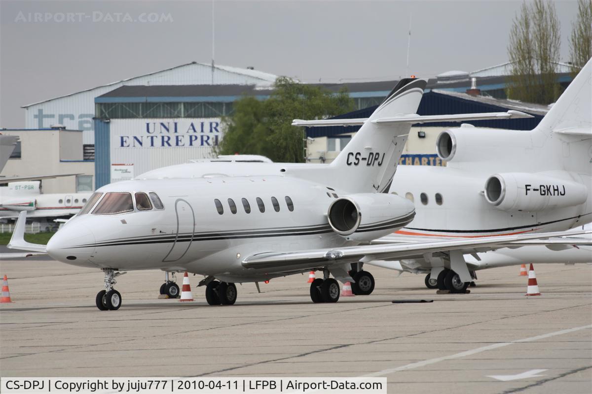 CS-DPJ, 2009 Hawker Beechcraft 900XP C/N HA-0092, on transit at Le Bourget