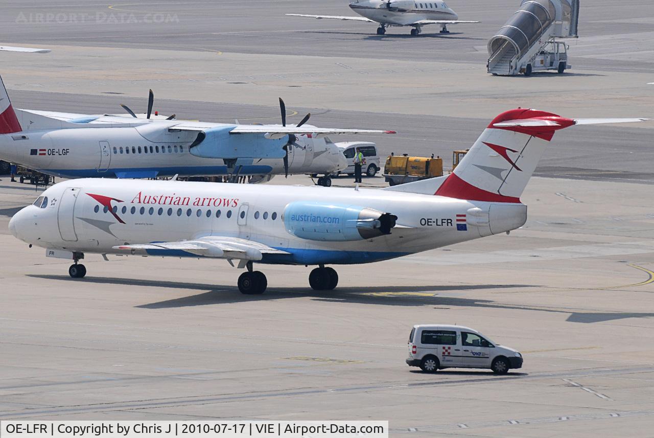 OE-LFR, 1996 Fokker 70 (F-28-0070) C/N 11572, Austrian arrows Fokker 70
