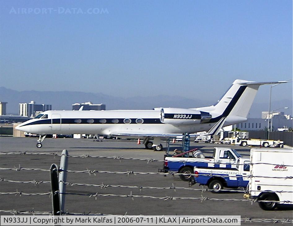 N933JJ, 1998 Gulfstream Aerospace G-IV C/N 1347, Gulfstream Aerospace G-IV, N933JJ Gulfstream IV-SP on the Atlantic ramp at KLAX.