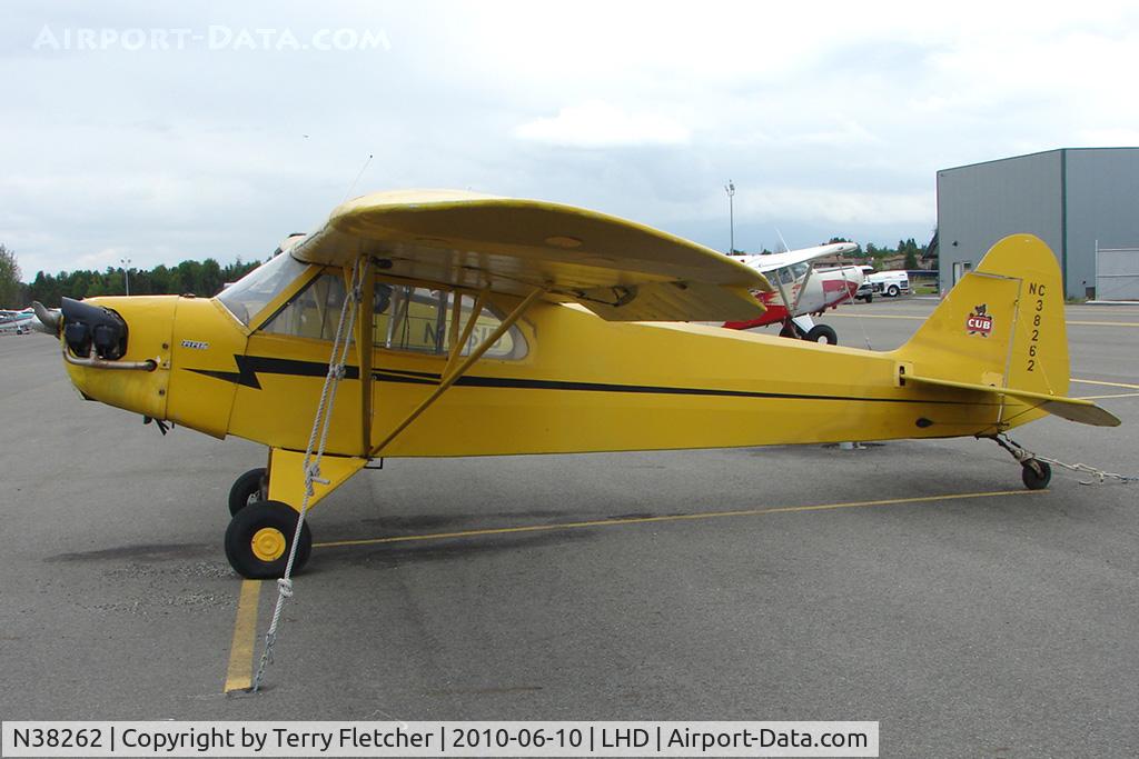 N38262, 1941 Piper J3L-65 Cub C/N 6887, 1941 Piper J3L-65, c/n: 6887 at Lake Hood