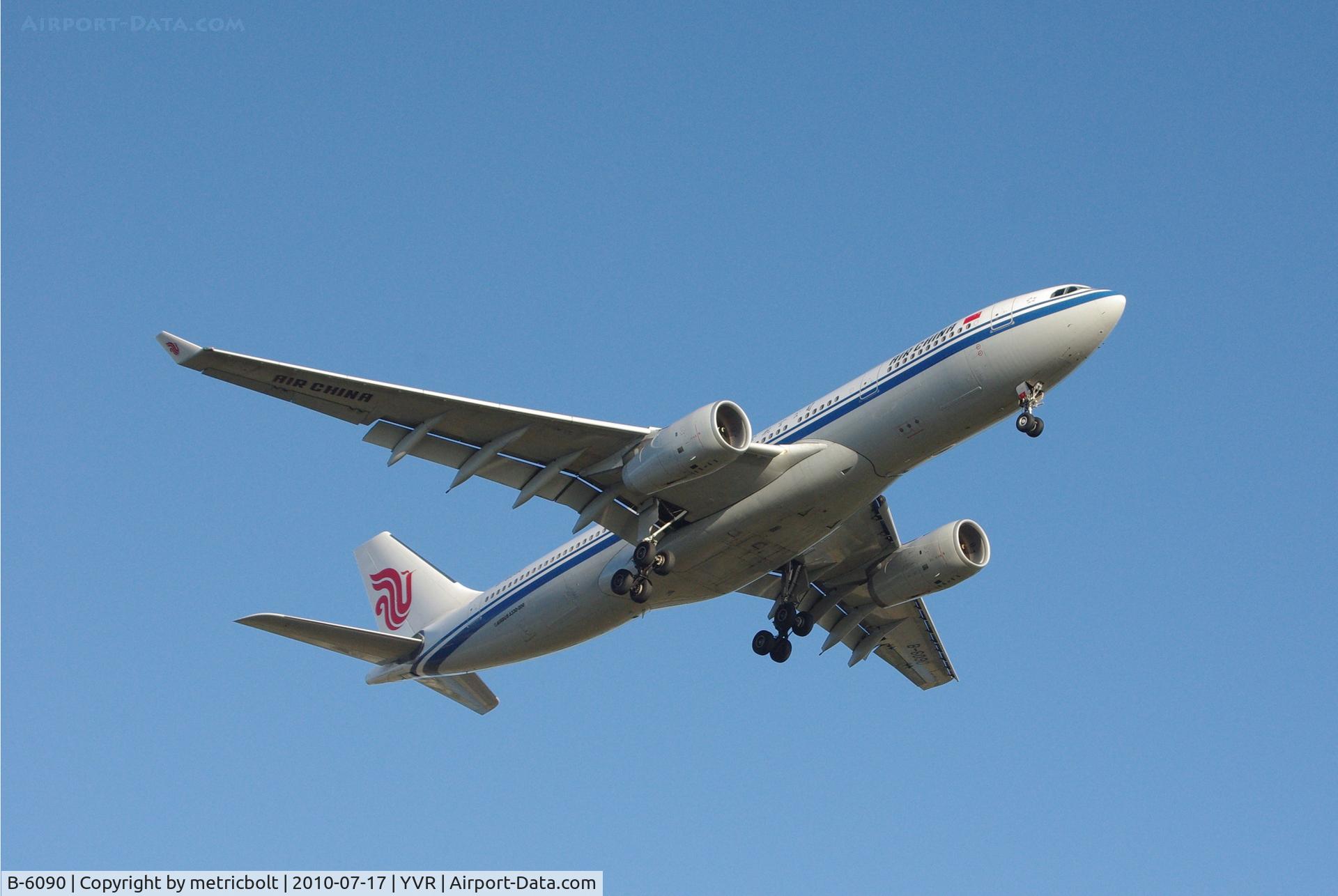 B-6090, 2007 Airbus A330-243 C/N 860, Air China CA997 from Beijing landing at YVR