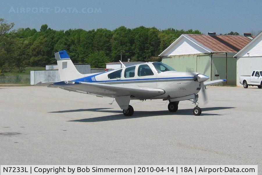N7233L, 1984 Beech F33A Bonanza C/N CE-1049, Arriving at Canon, Georgia