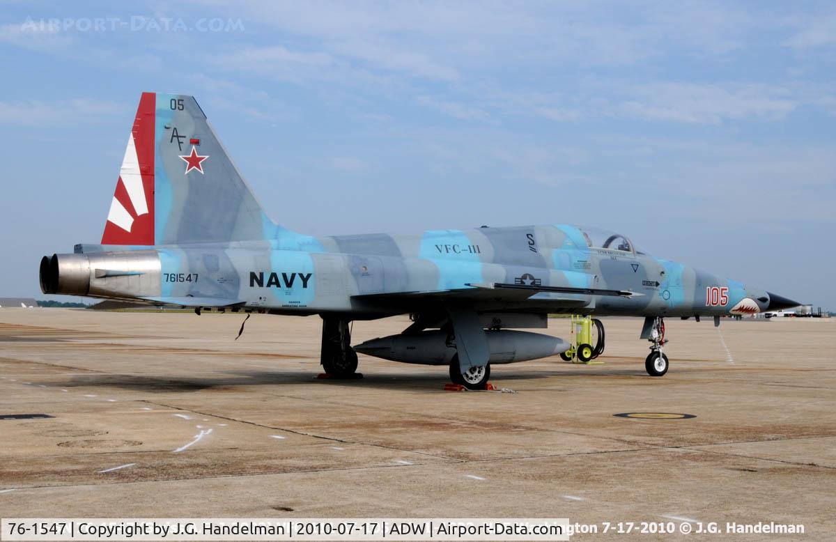 76-1547, 1976 Northrop F-5E Tiger II C/N L.1022, Starb tail view